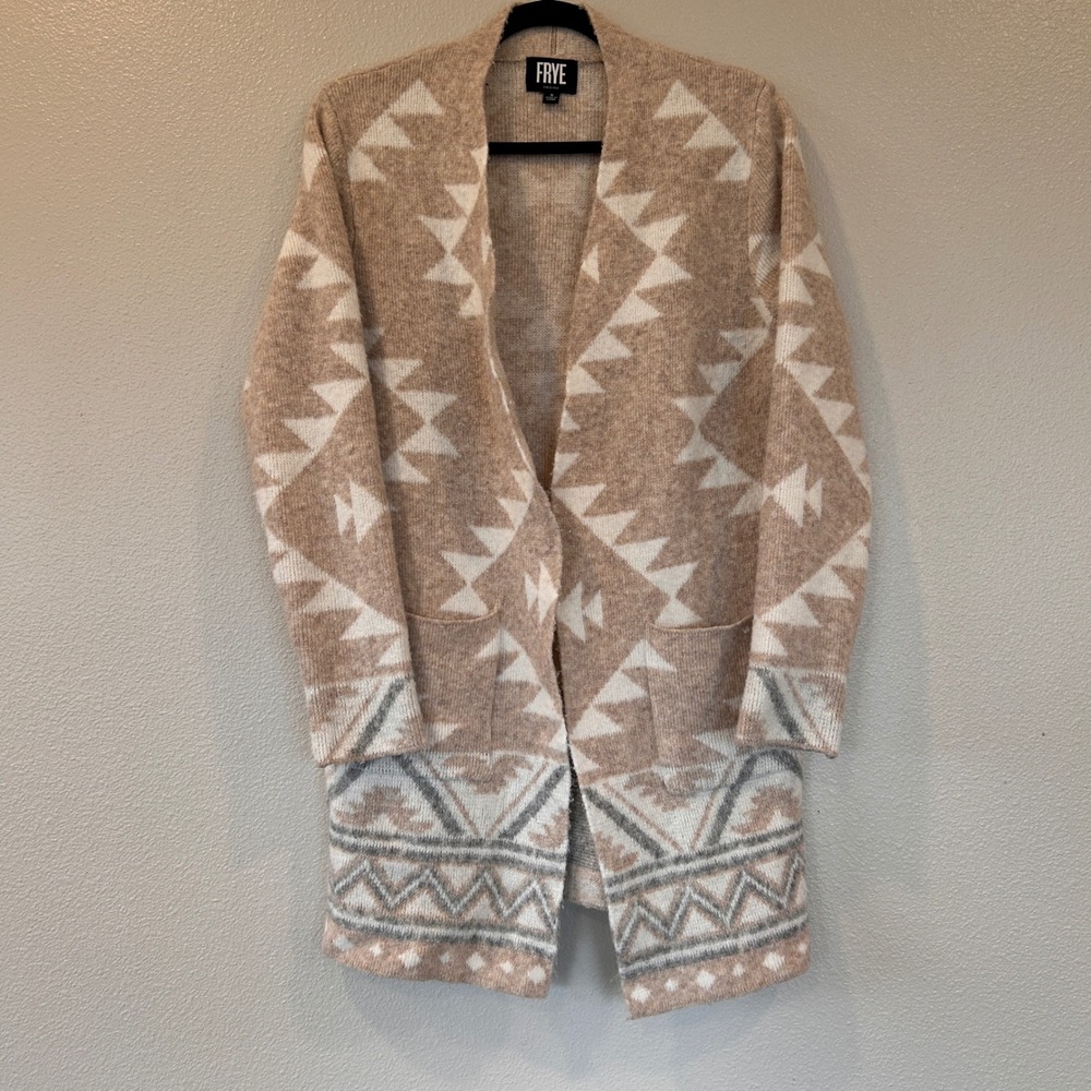 Frye The Cozy Cardigan Open Front Sweater Tan White Southwest Women's Size Small